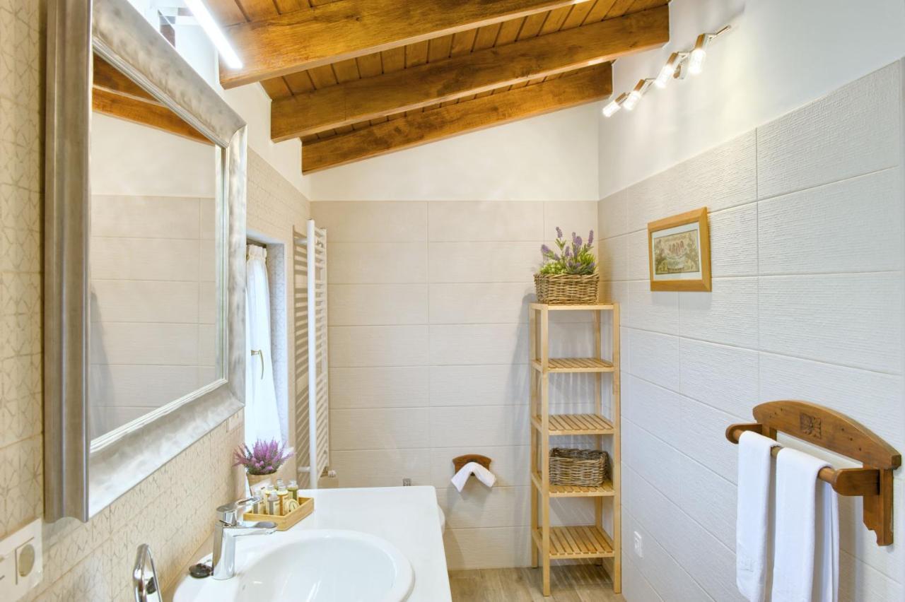 Casas Rurales El Llugaron Miravalles Ngoại thất bức ảnh