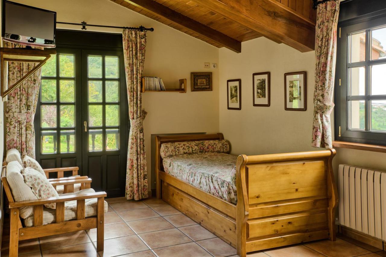 Casas Rurales El Llugaron Miravalles Ngoại thất bức ảnh